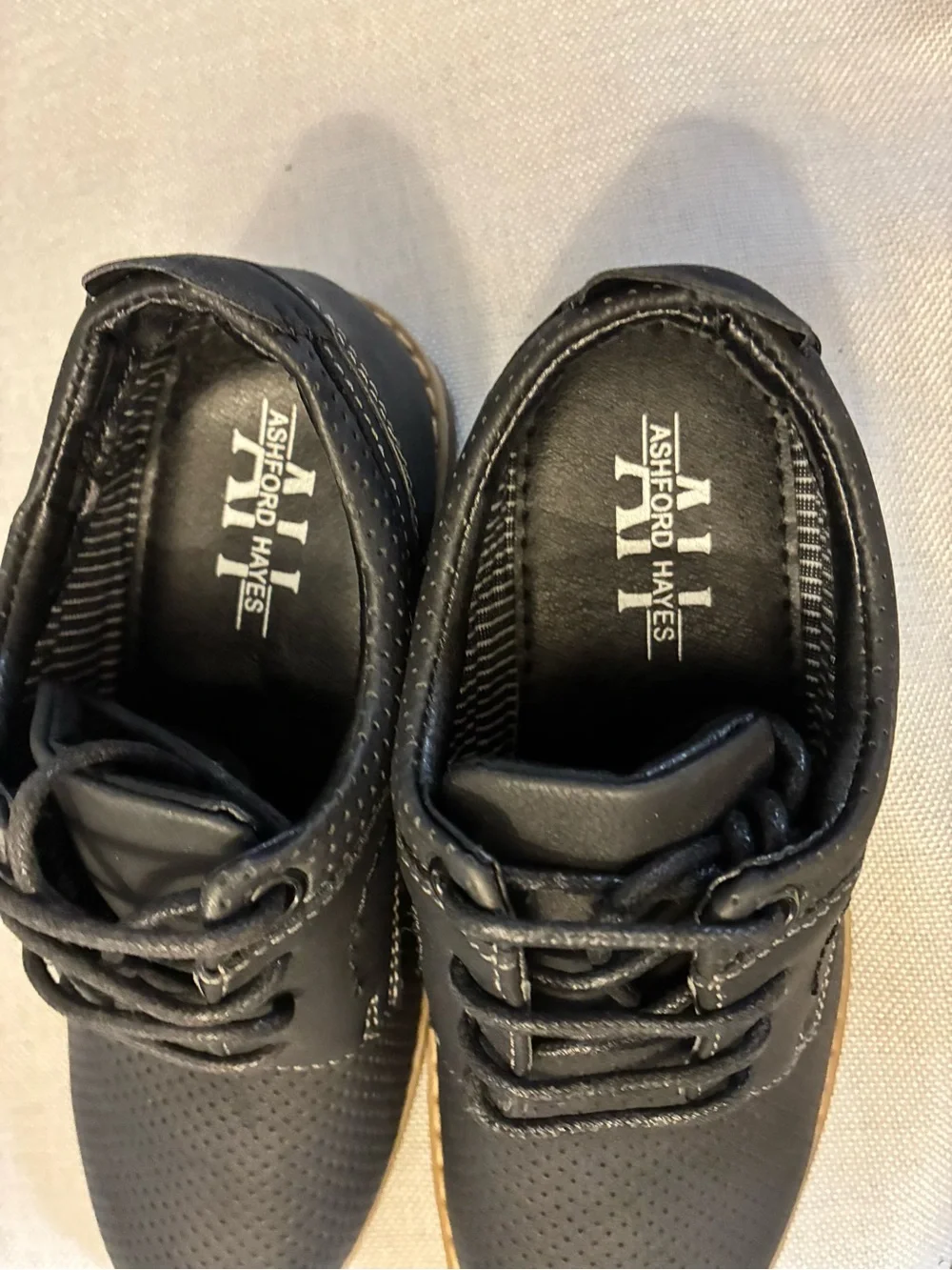 Boys Size 12 M Ashford Hayes Dress / Casual Lace-Up Shoes. Black.